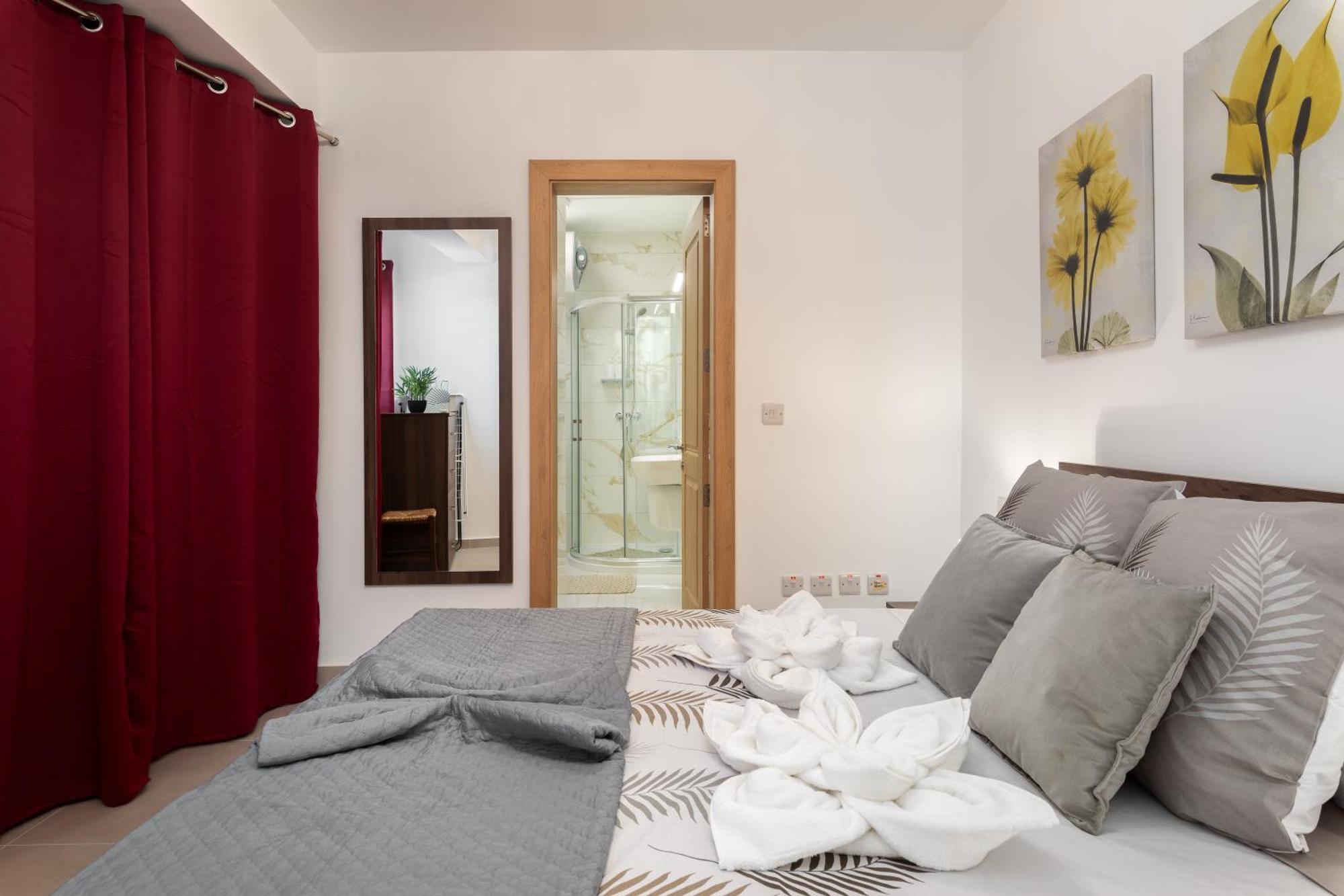 Modern 2Br Stylish Apartment With 2 Balconies - Close To St Julian'S & Sliema & Yacht Marina Pietà Eksteriør billede